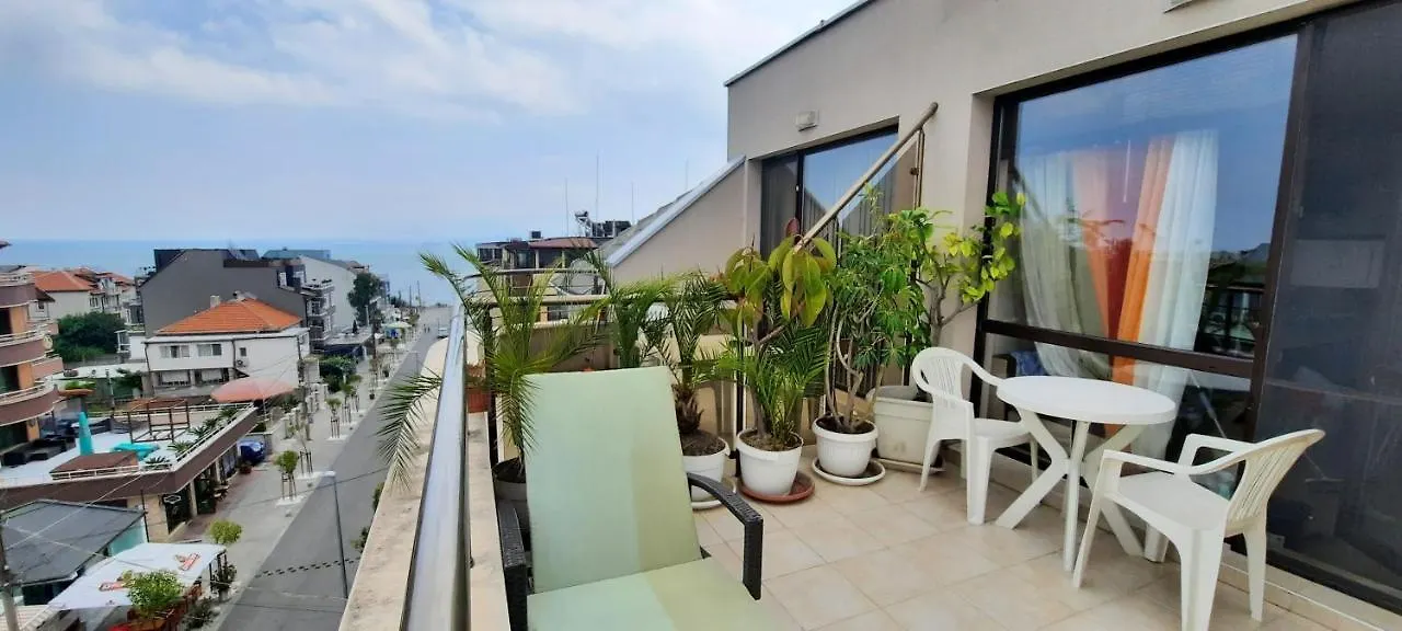 Apartment Студио Изгрев Burgas City